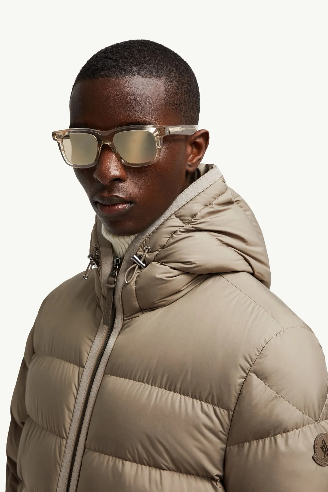🉐️300 Moncler MODEL: ME6004 SIZE: 51 ports 21-145