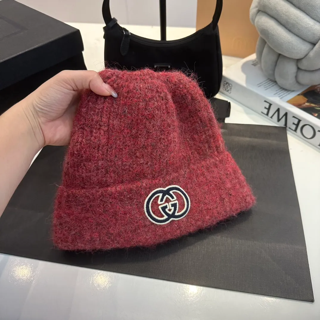 P80 Gucci Gucci new autumn and winter woolen hat, super good quality, running quantity, multi-color