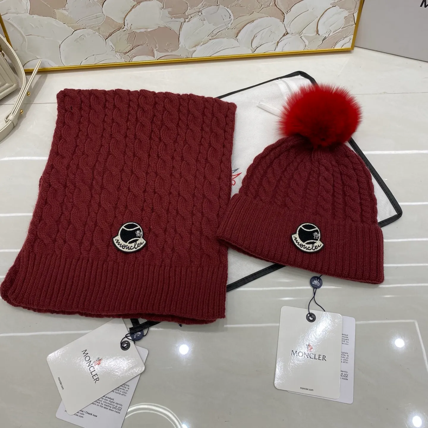 Moncler two-piece set cashmere knitted hat with fox fur ball + scarf🧣