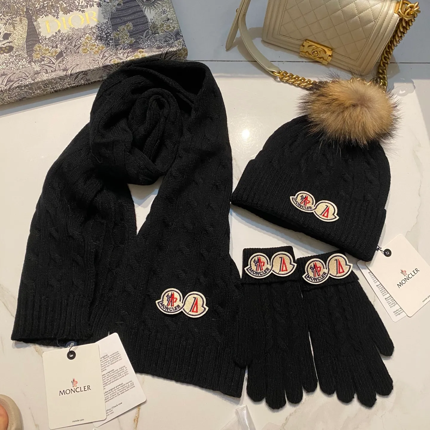 Moncler muzzle three-piece set cashmere knitted hat + scarf + gloves