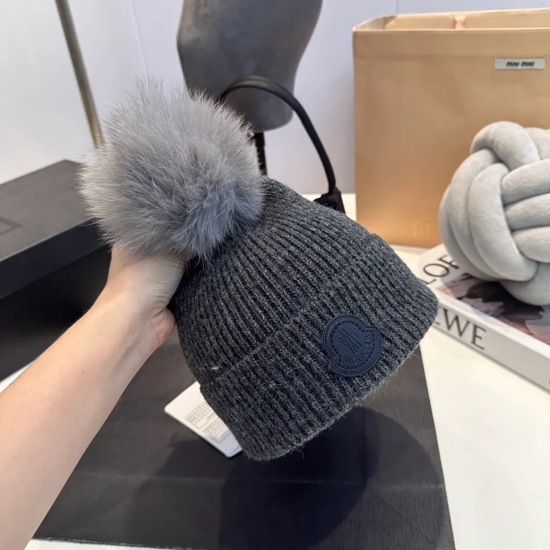P70 MONCLER2024 new knitted wool ear protection warm hat, order now