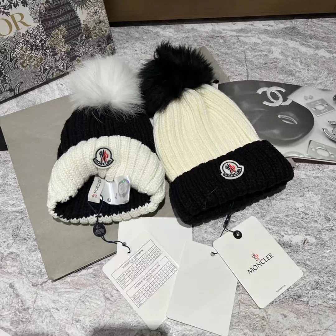 Inquiry with pictures, Moncler masked contrast knitted beanie with fox fur ball, high-end and classy