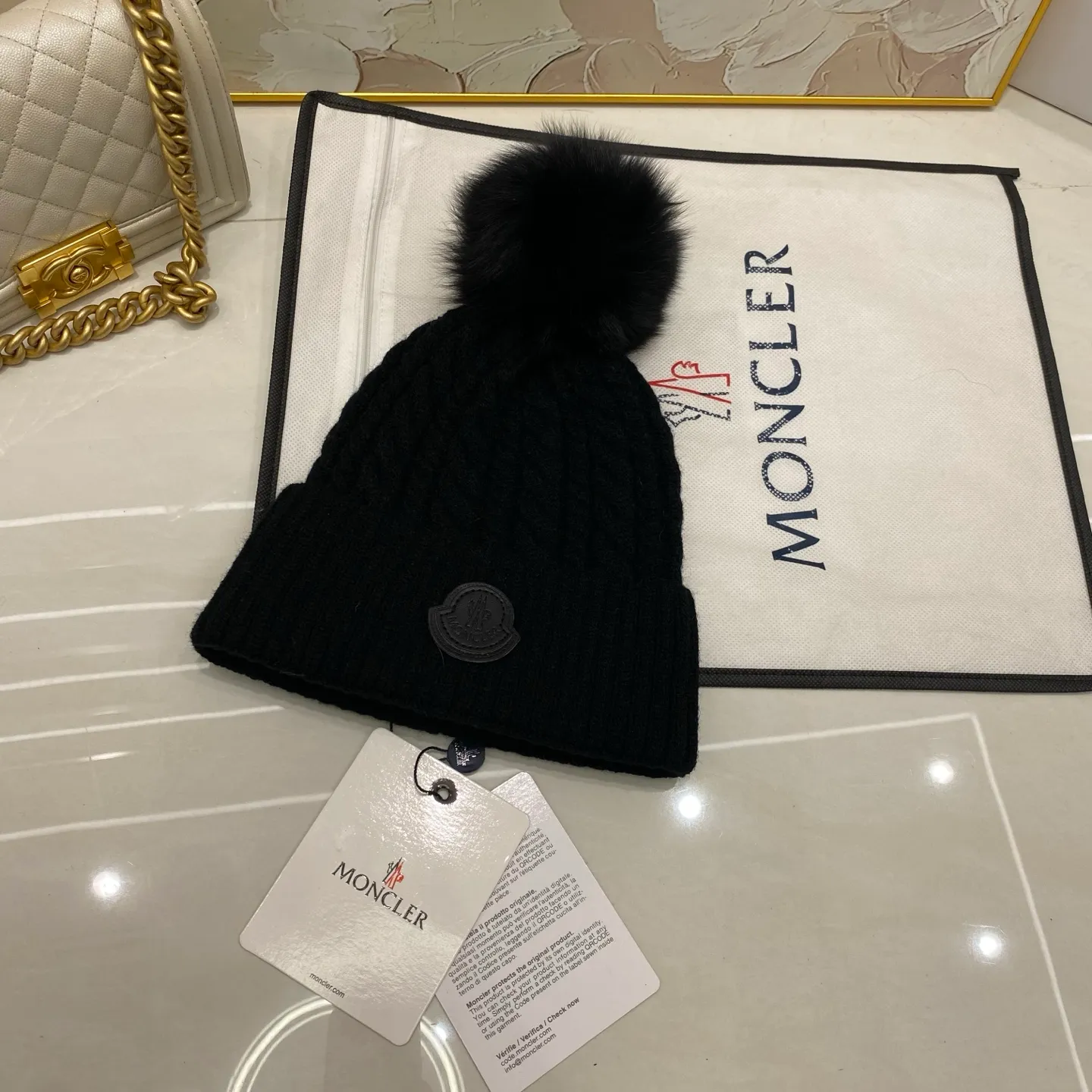MONCLER cashmere knitted hat