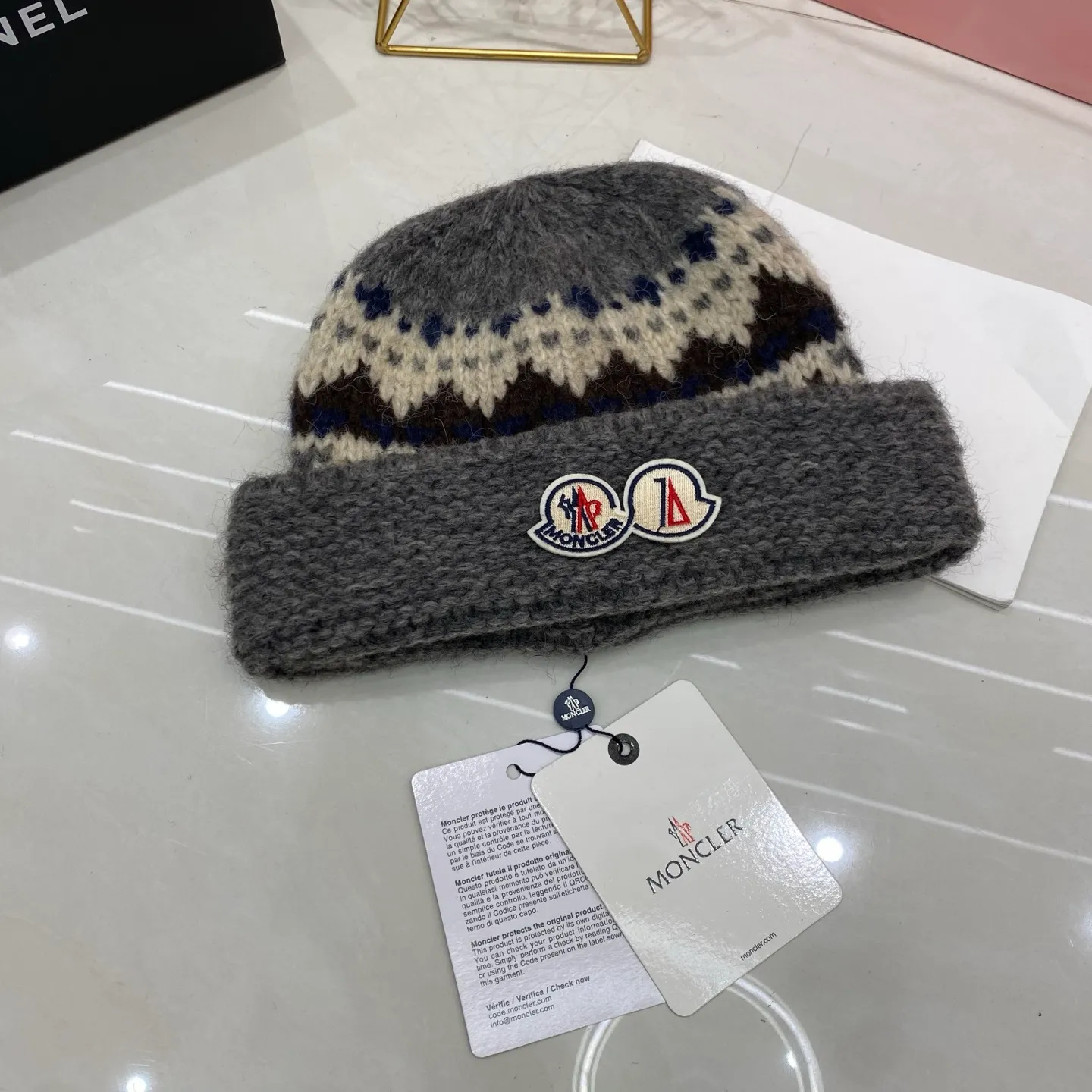 MONCLER jacquard knit hat