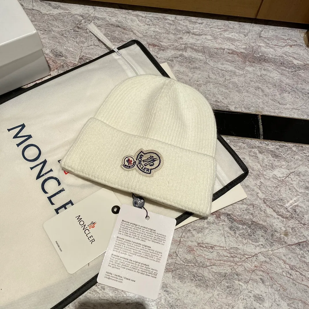Inquiry with pictures Moncler cashmere knitted hat
