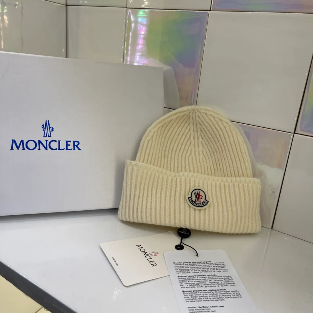 MONCLER Mouth Knitted Hat Macaron Color Super Healing Drops Every Color Looks Good❤️