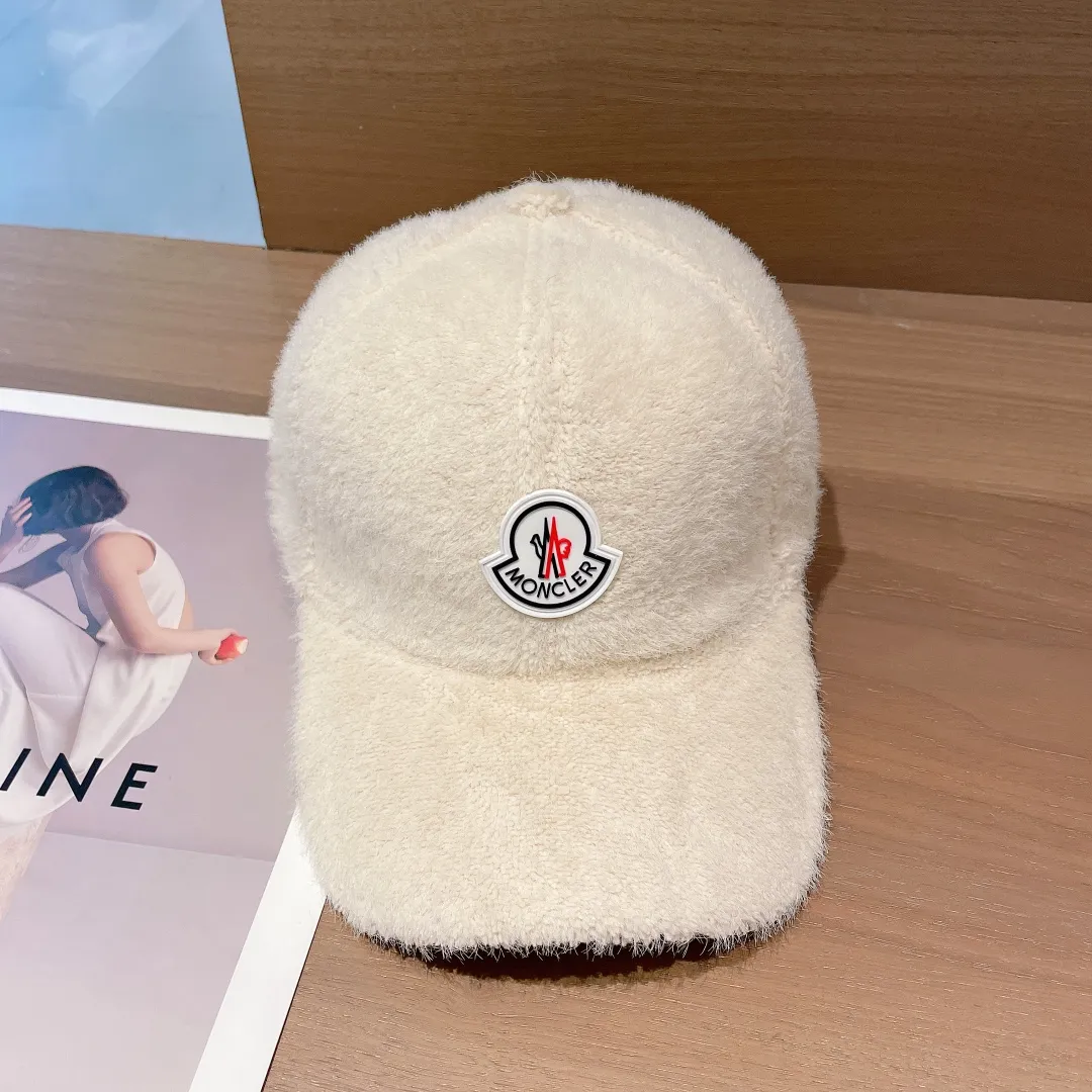 P60 MONCLER velvet baseball cap with mouth, suitable for young and fashionable people, with strong visual effect, three-dimensional letters, good-looking and high-quality!