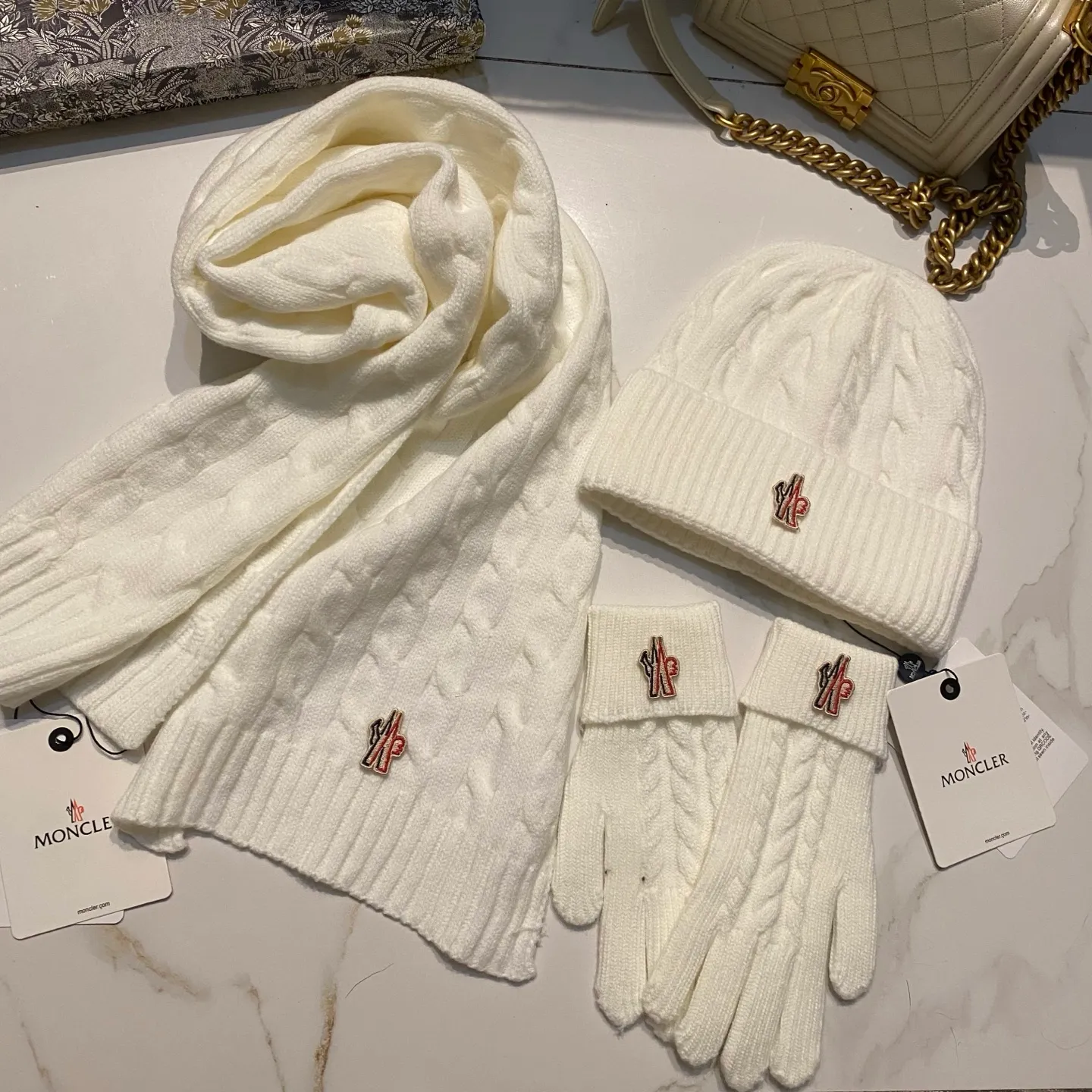 Moncler Mouth Covered Cashmere Three Piece Set