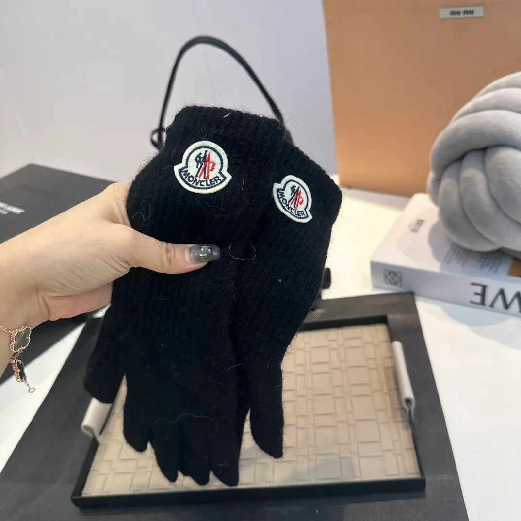 P80 MONCLER Mouth Mouth European New Style🇫🇷【Top Original】Cashmere is delicate and has a unique feel👍Top workmanship💋No detail is spared