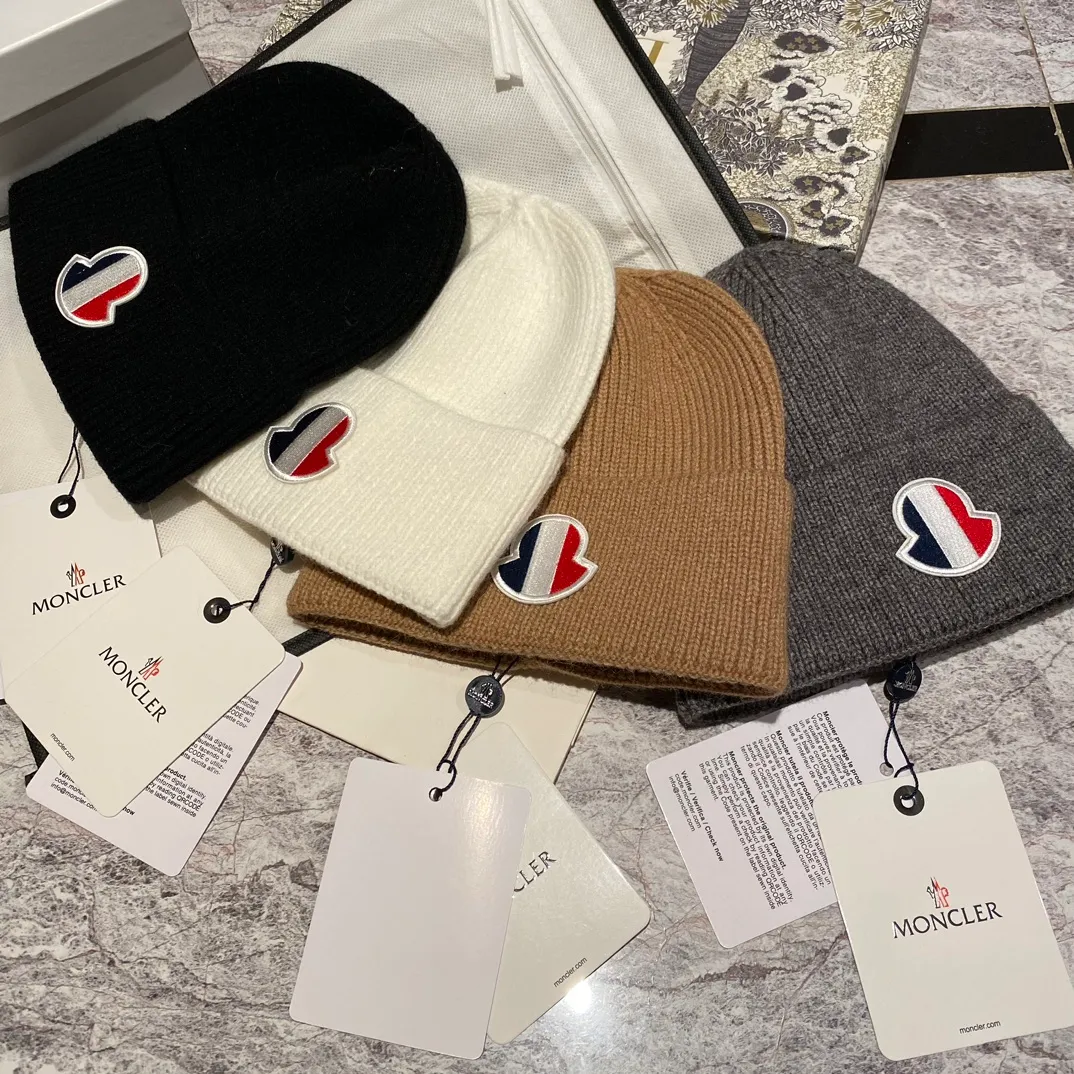Moncler new cashmere knitted hat