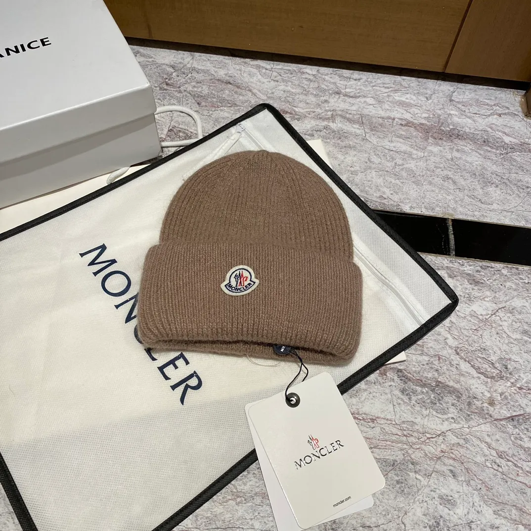Inquiry with pictures Moncler Angora rabbit fur knitted hat