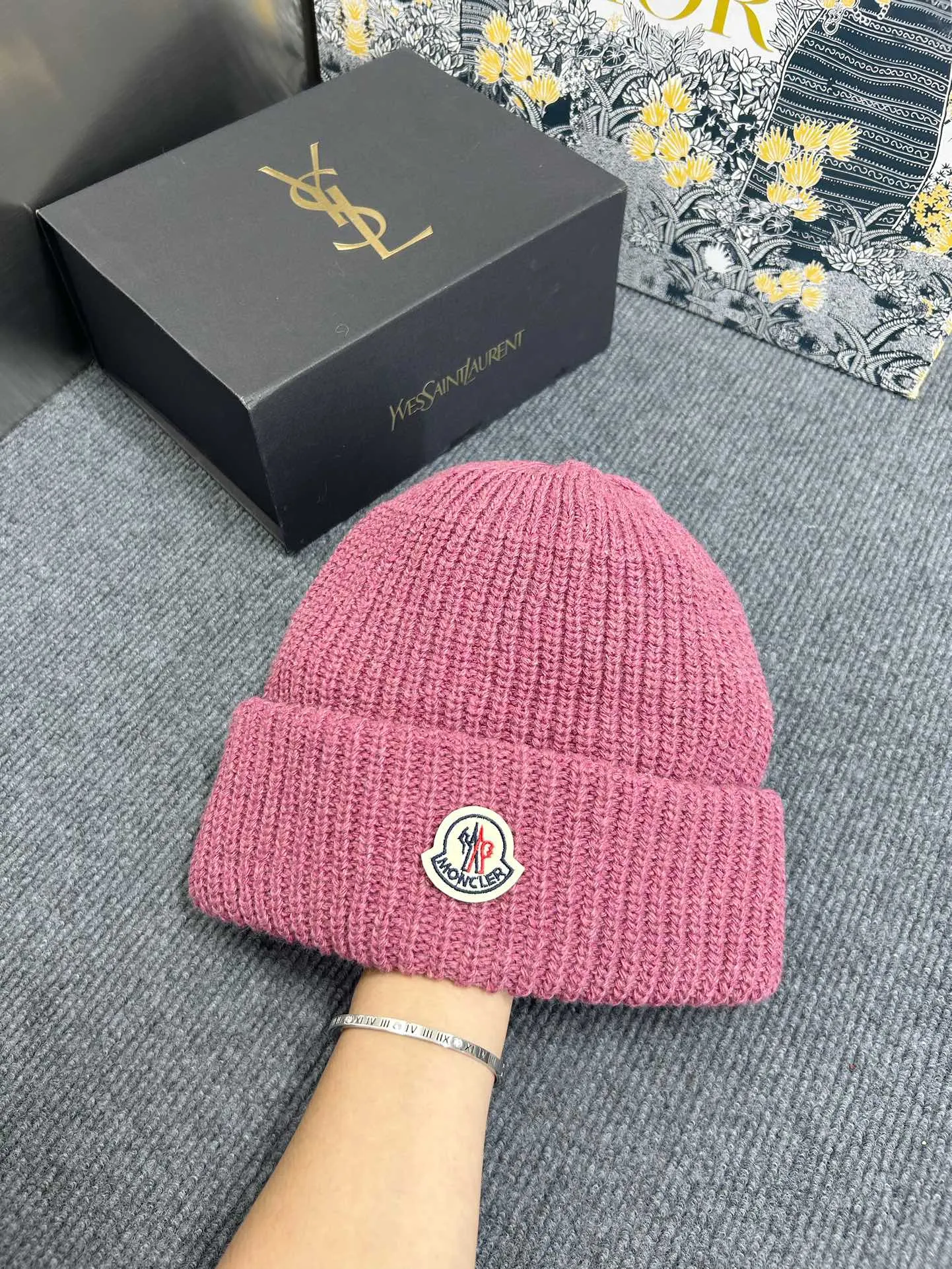 Cabbage price, inquiry with pictures!  New Moncler wool knitted hat with mouth covering 🔥
