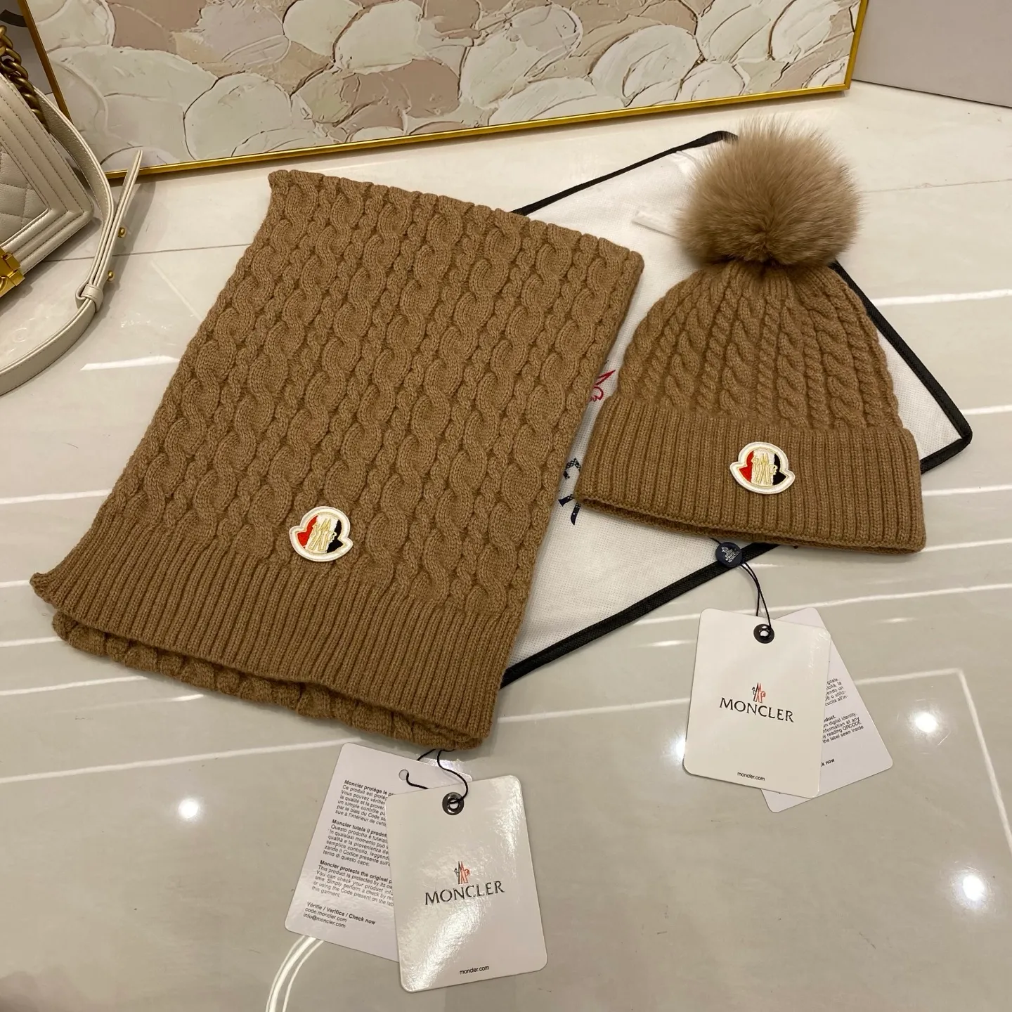 Moncler two-piece set cashmere knitted hat with fox fur ball + scarf🧣