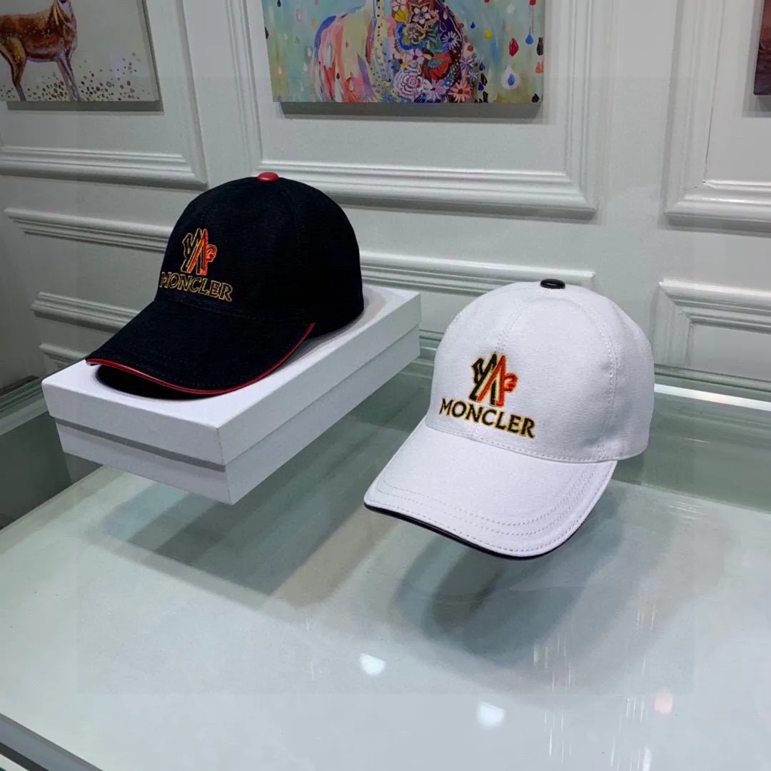 🉐90, Moncler's new original baseball cap, 1:1 mold opening and customization at 2 counters, new three-dimensional embroidery, original canvas + first-layer cowhide, pure cotton lining, light and breathable! The quality is great, the basic head circumference is 56cm, and the patch is adjustable.