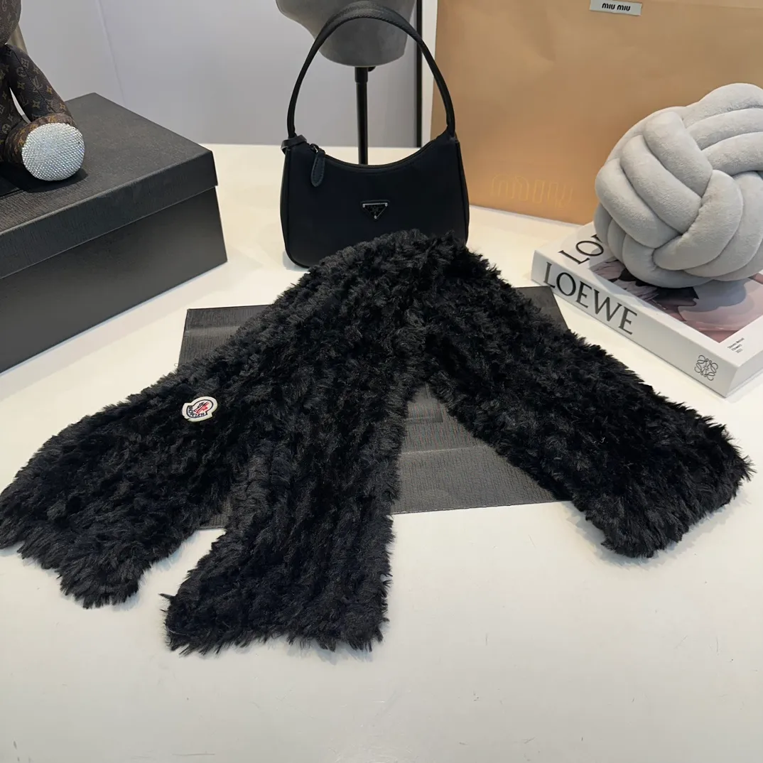 P160 Moncler muzzle hat, gloves, scarf, Angora rabbit fur knitted hat