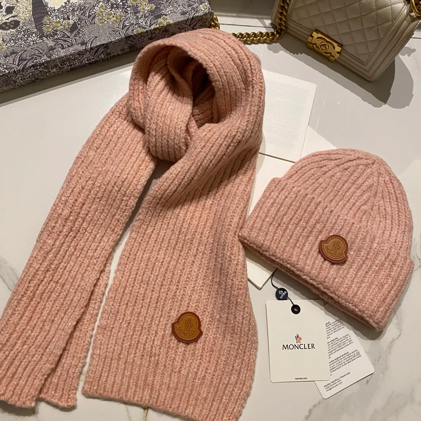 Moncler muzzle suit knitted hat + scarf