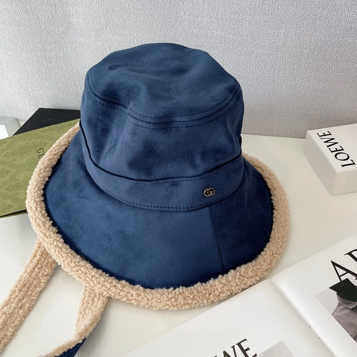 Special batch of 90 new gucci 2021 new counters, autumn and winter fisherman hats, popular models shipped, super easy to match, new models are on the shelves