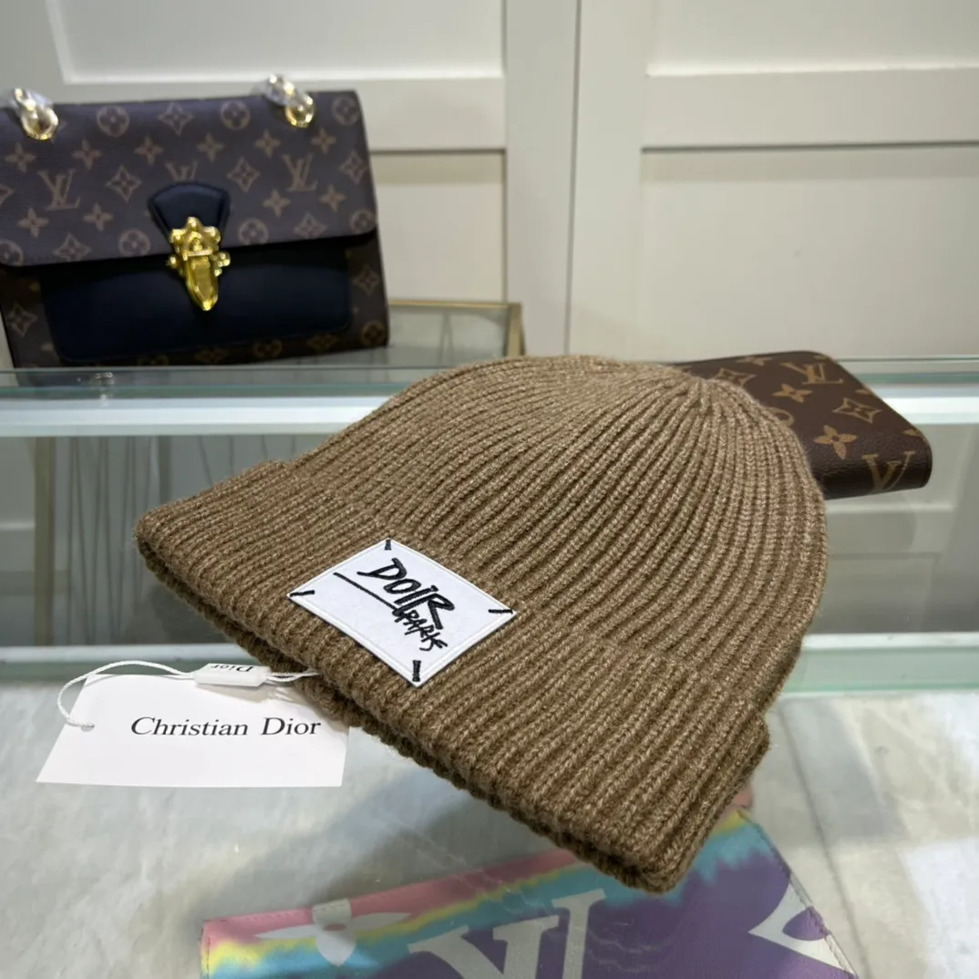 P60 comes with dust bag🌺【MONCLER】Official website classic style, 70% wool, 30% rabbit fur knitted hat! The same style for men and women, thicker and warmer, fashionable and popular 🌸First-class quality, the best brand for warmth in autumn and winter, order now, limited edition