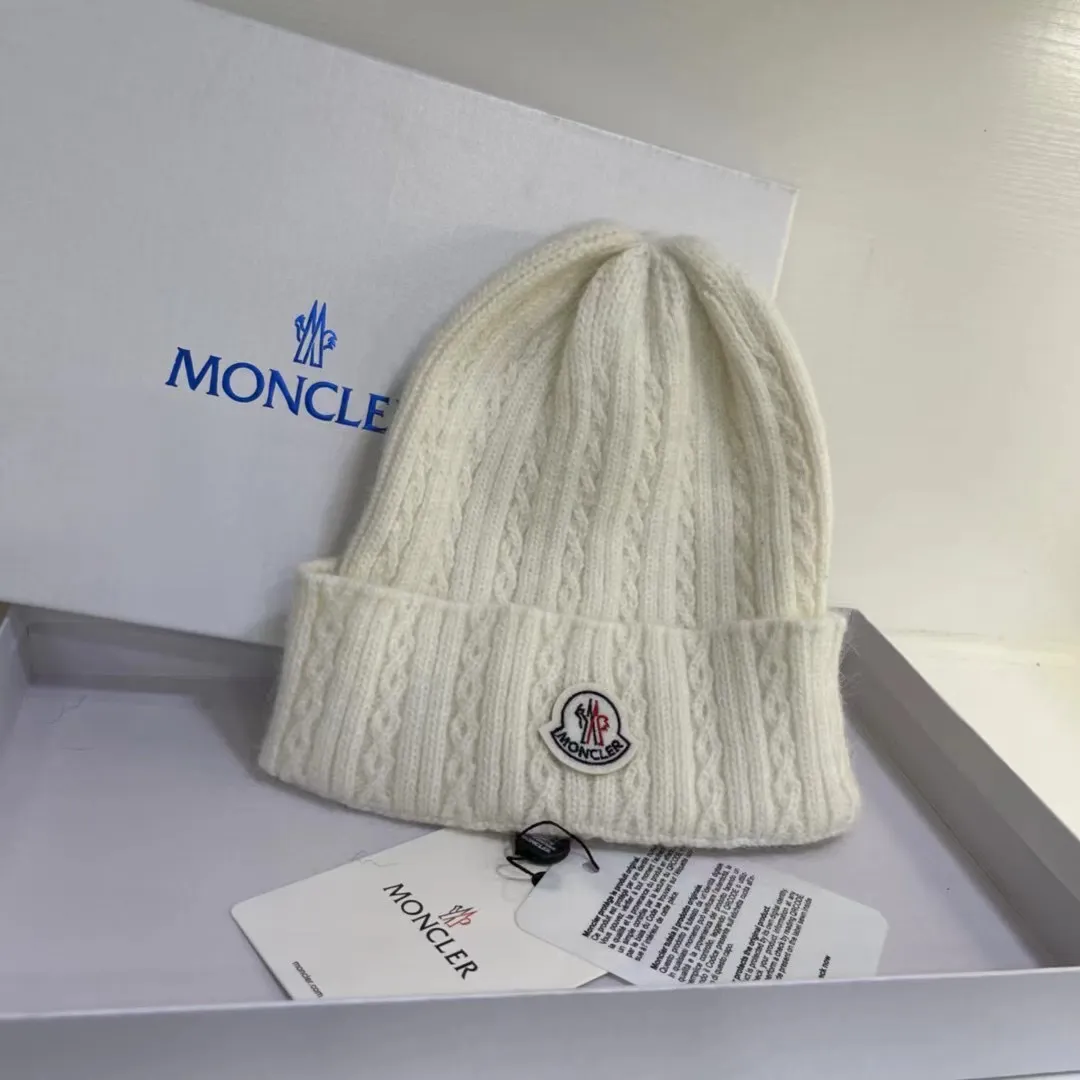 Cabbage price Moncler muzzle rabbit fur knitted hat