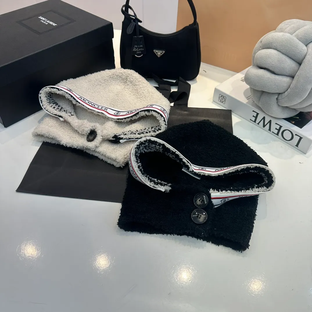 p80 Moncler Moncler 💥original replica. Very soft and skin-friendly, very elastic 💓 Textured and very versatile style ~ Warm cashmere woolen hat, one size fits all and elastic ~ Unisex, can be worn by any head size. Super quality, highly recommended