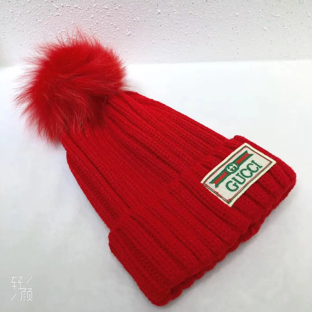 Special P160💛 Comes with dust bag [GUCCI] 2020 autumn and winter counter knitted beanie, super popular 💖 first-class texture, very easy to match on the street!