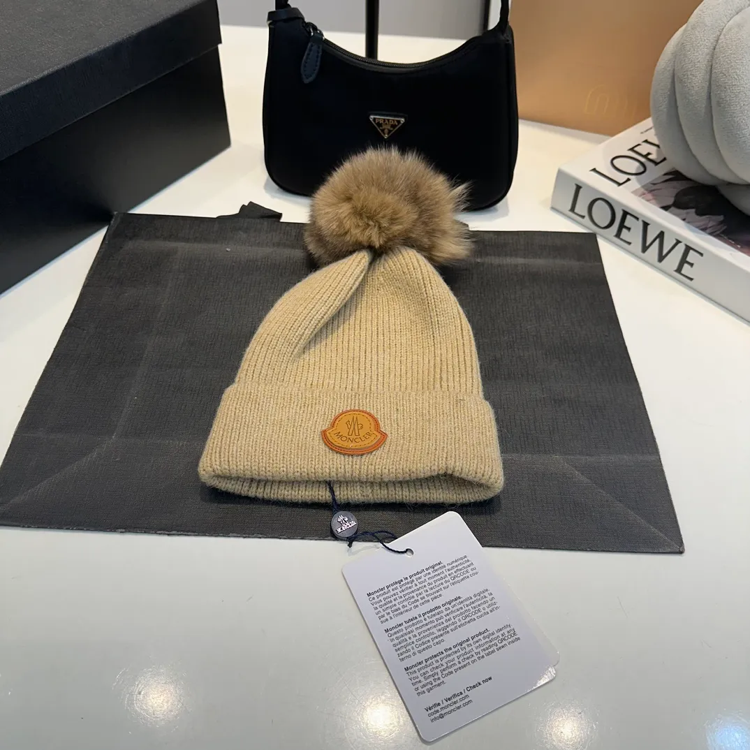 P70 MONCLER2024 new knitted wool ear protection warm hat, order now