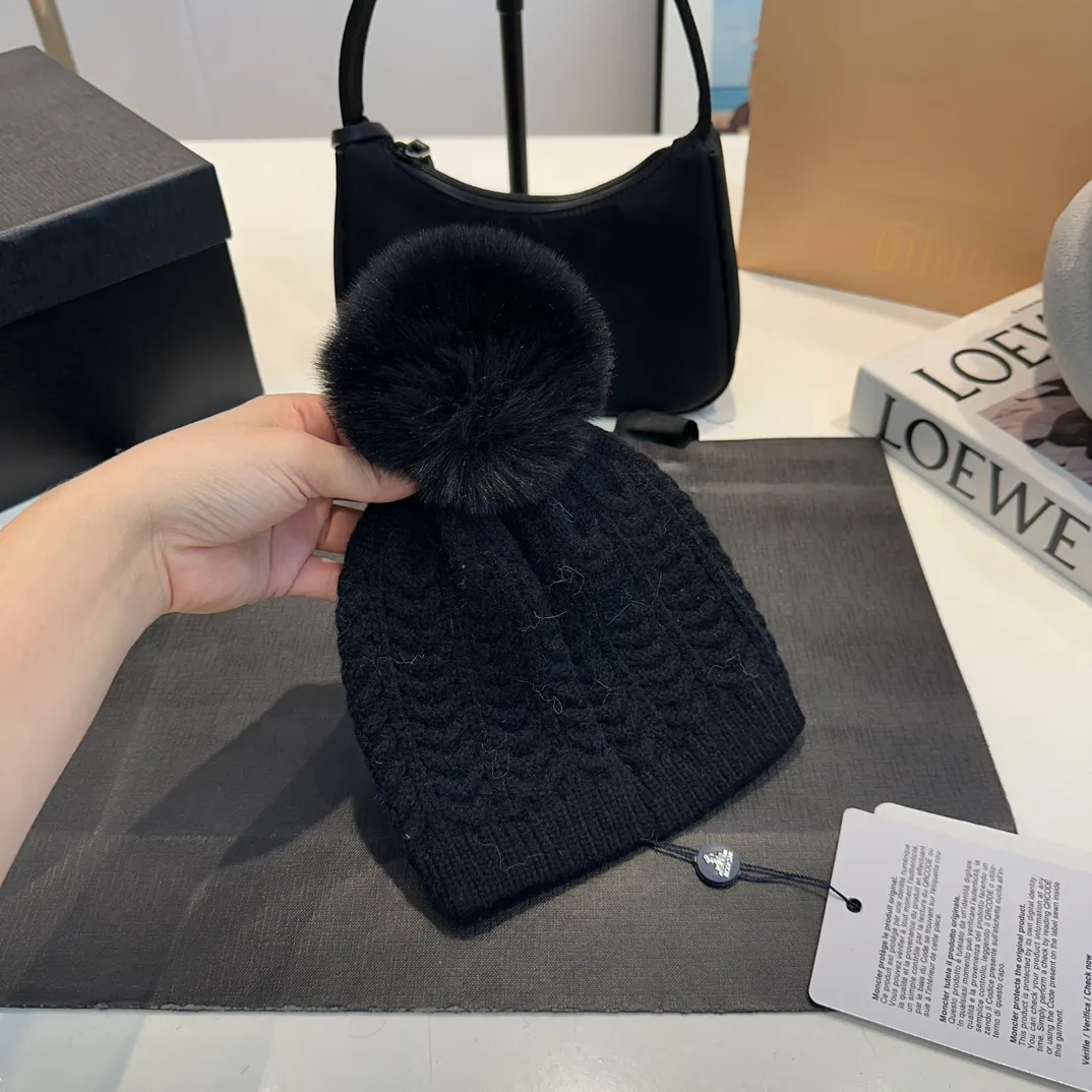 P50 MONCLER2024 children's new knitted wool warm hat