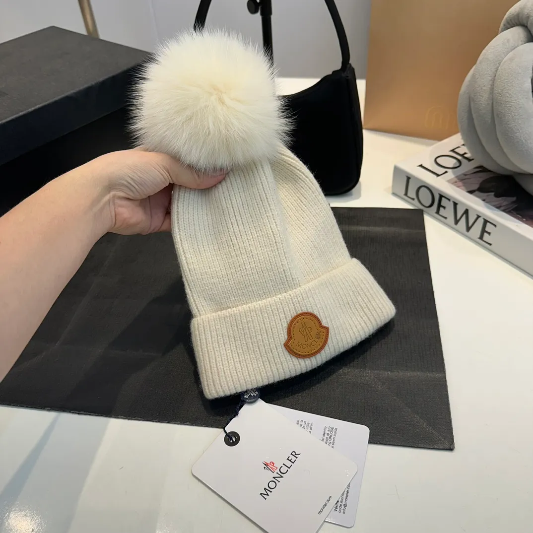 P70 MONCLER2024 new knitted wool ear protection warm hat, order now