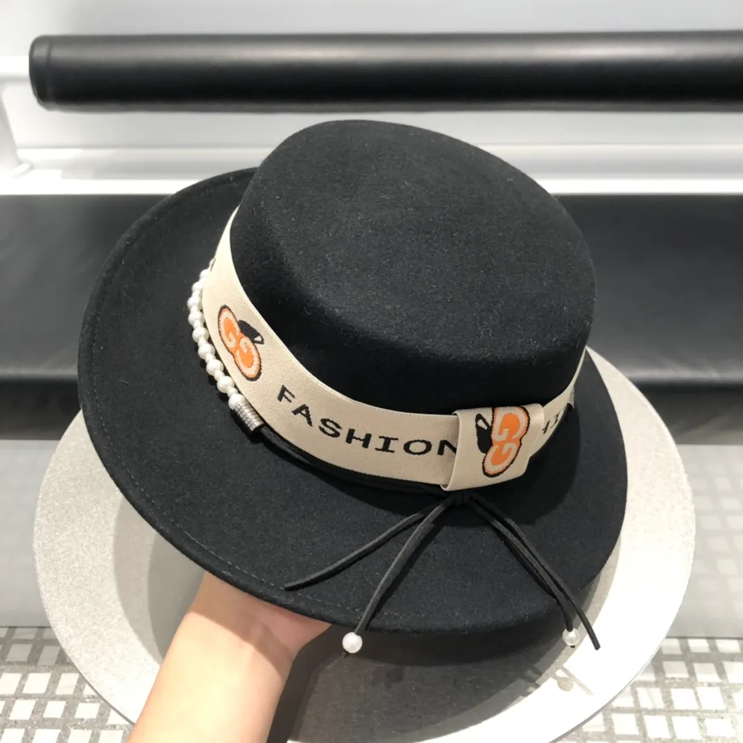 P220 Gucci 2020 autumn and winter new wool hat, flat hat decorated with pearl strips, 100% wool 🦙% two-color sales volume!