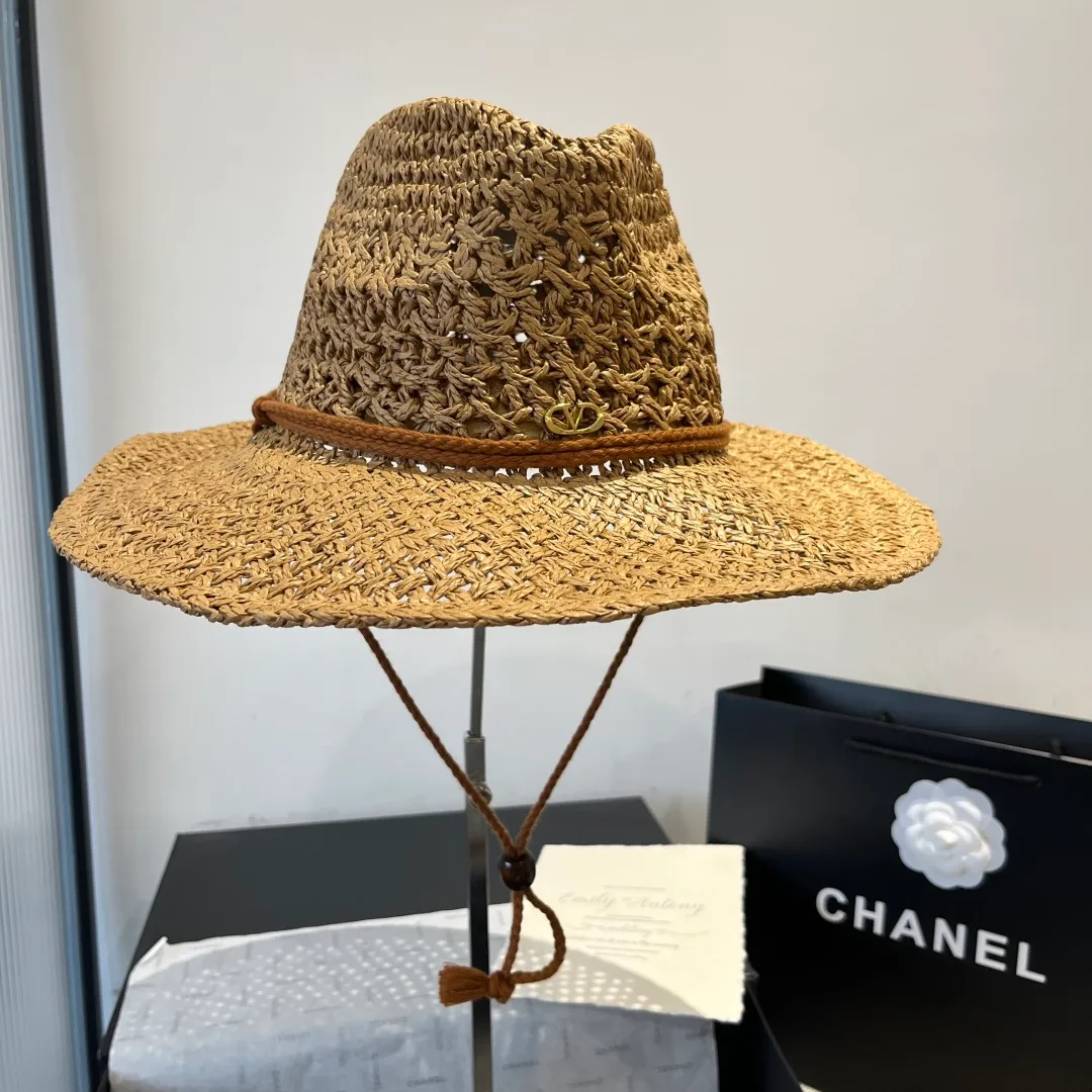 💰130¥ Valentino new hat, made of salt grass, head circumference 57cm