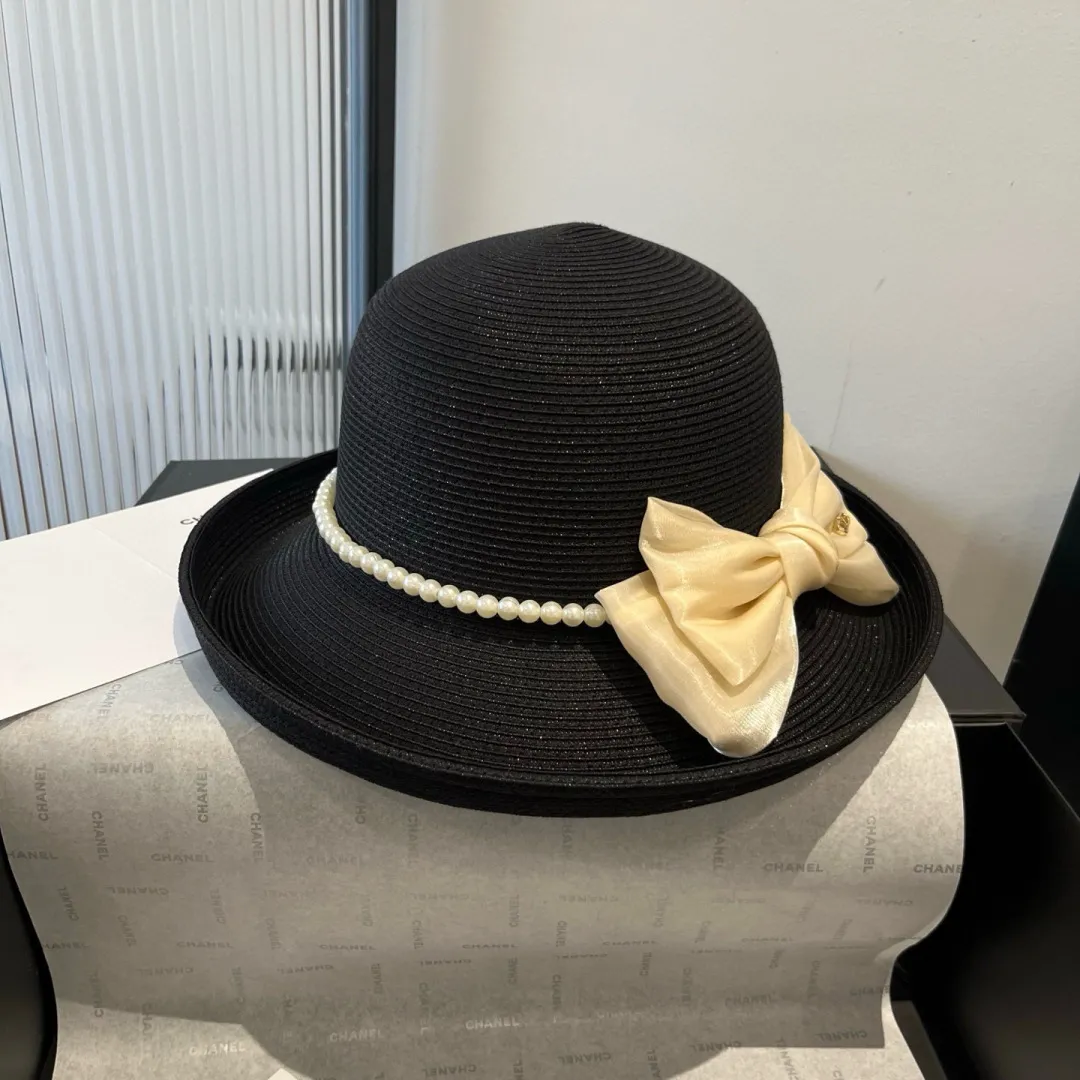 💰160¥ Valentino bow hat, rolled edge bow hat, head circumference 57cm