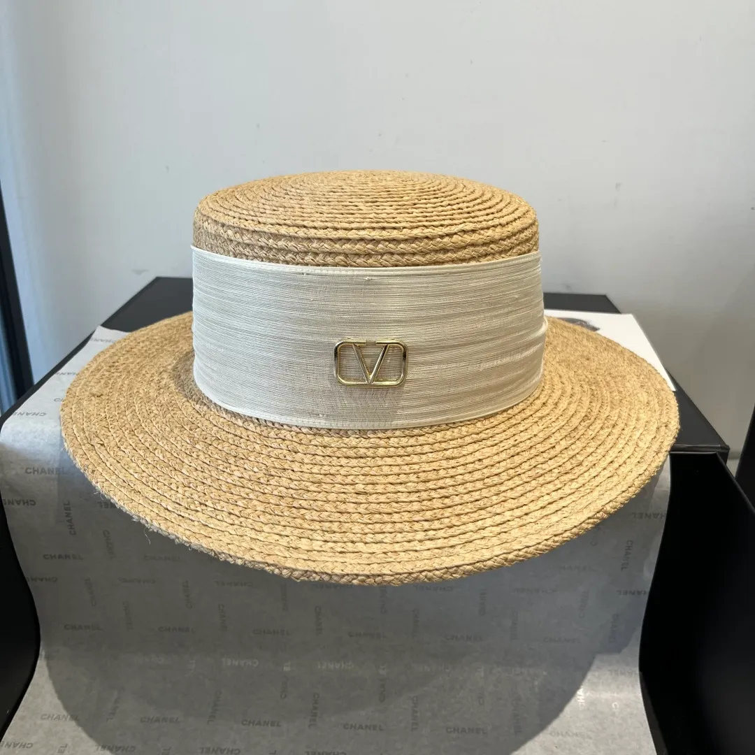 💰240¥ Valentino’s new raffia hat, high-end linen accessory, full of luxury, head circumference 57cm