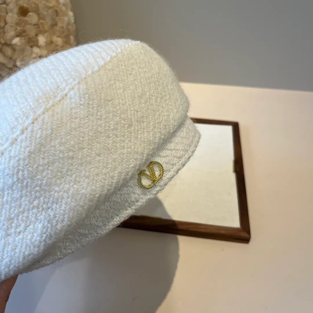 💰110¥ Valentino new beret head circumference 57cm