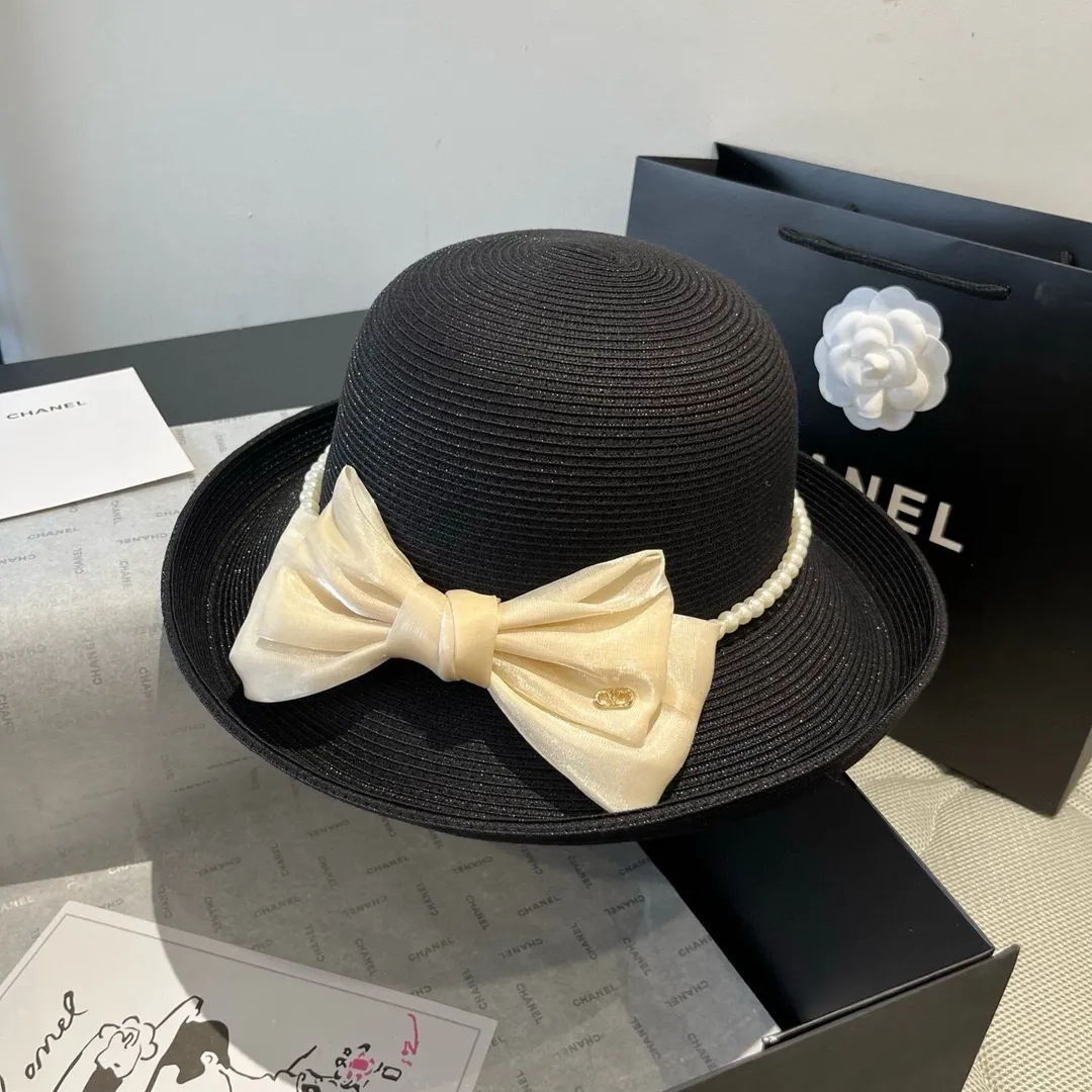 💰160¥ Valentino bow hat, rolled edge bow hat, head circumference 57cm