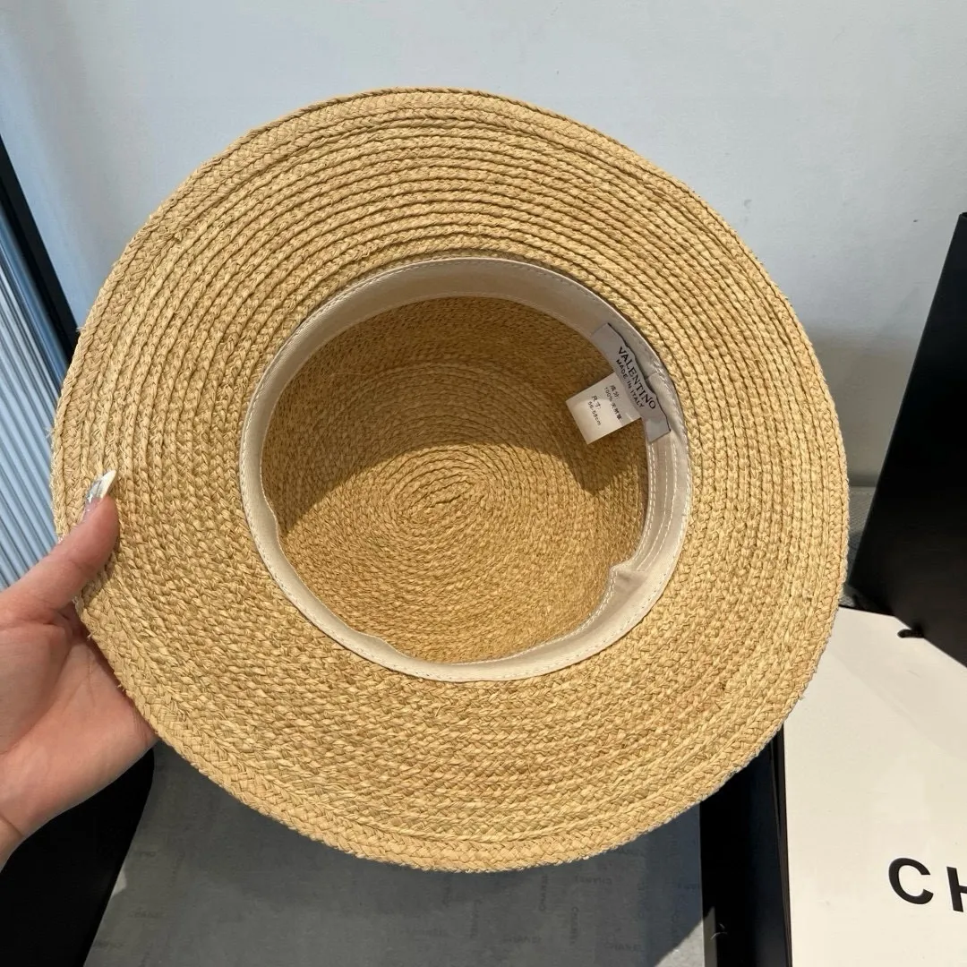 💰240¥ Valentino’s new raffia hat, high-end linen accessory, full of luxury, head circumference 57cm