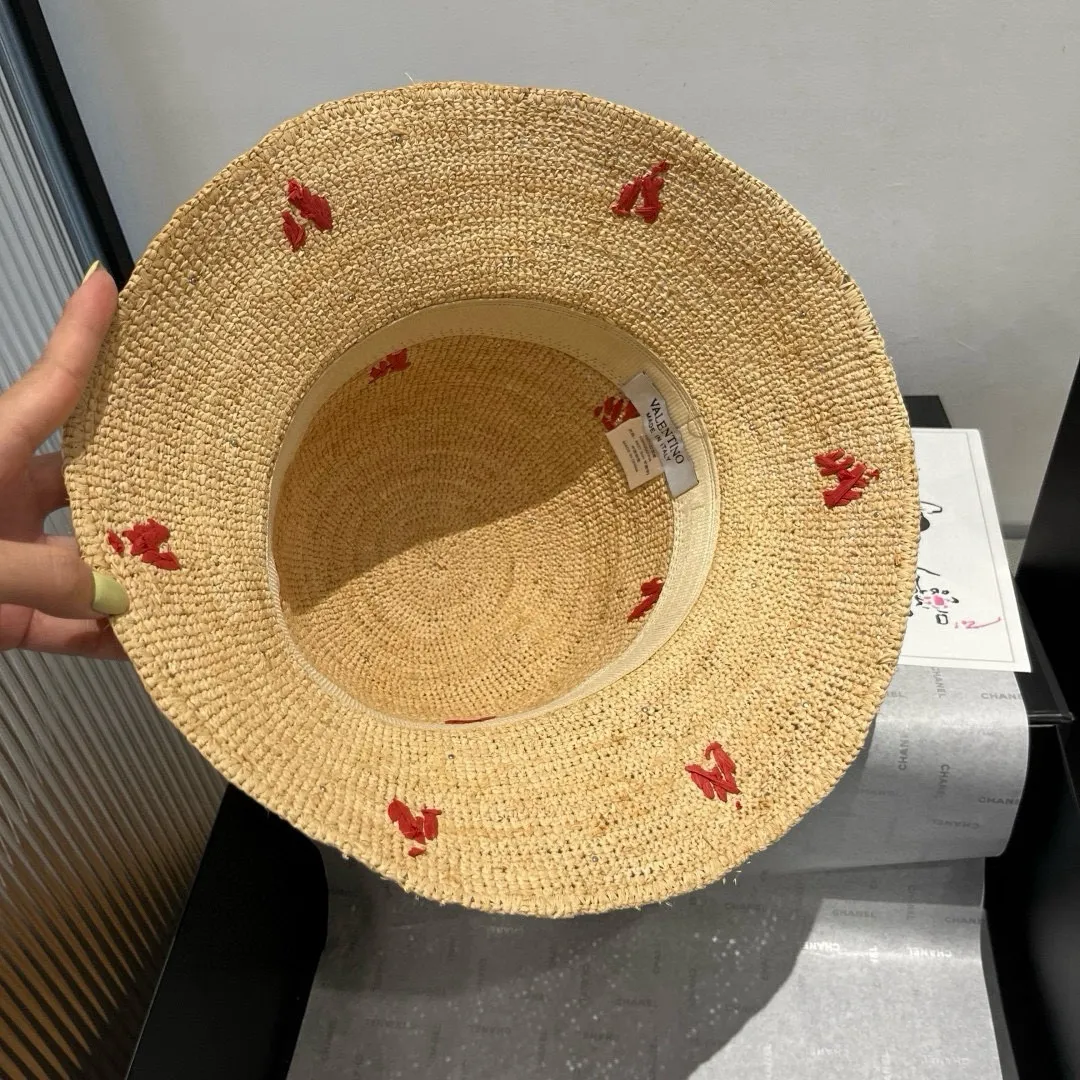 💰240¥ Valentino's new raffia hat, hand-crocheted, high-end customization, head circumference 57cm