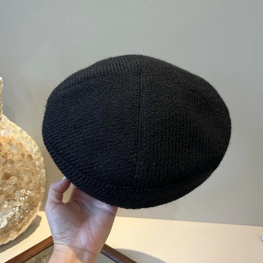 💰120¥ Valentino new beret head circumference 57cm