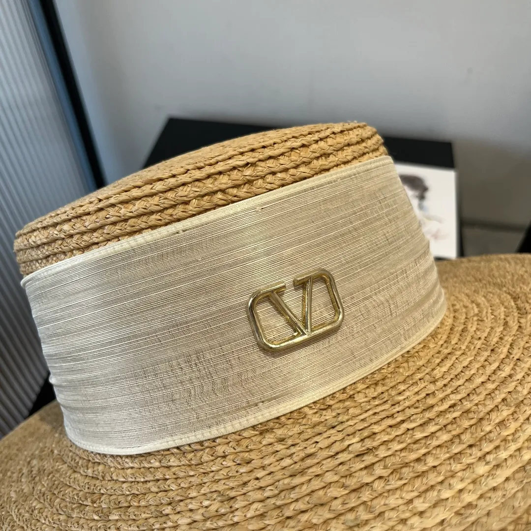💰240¥ Valentino’s new raffia hat, high-end linen accessory, full of luxury, head circumference 57cm
