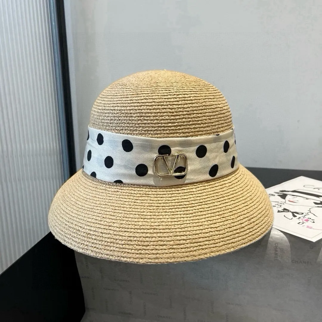 💰180¥ Valentino new basin hat head circumference 57cm