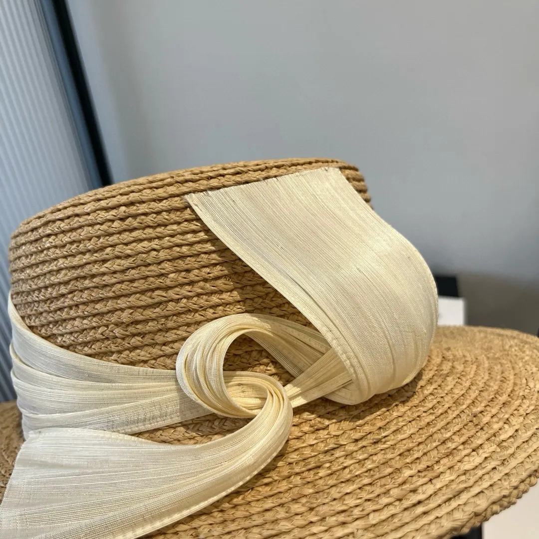 💰240¥ Valentino’s new raffia hat, high-end linen accessory, full of luxury, head circumference 57cm