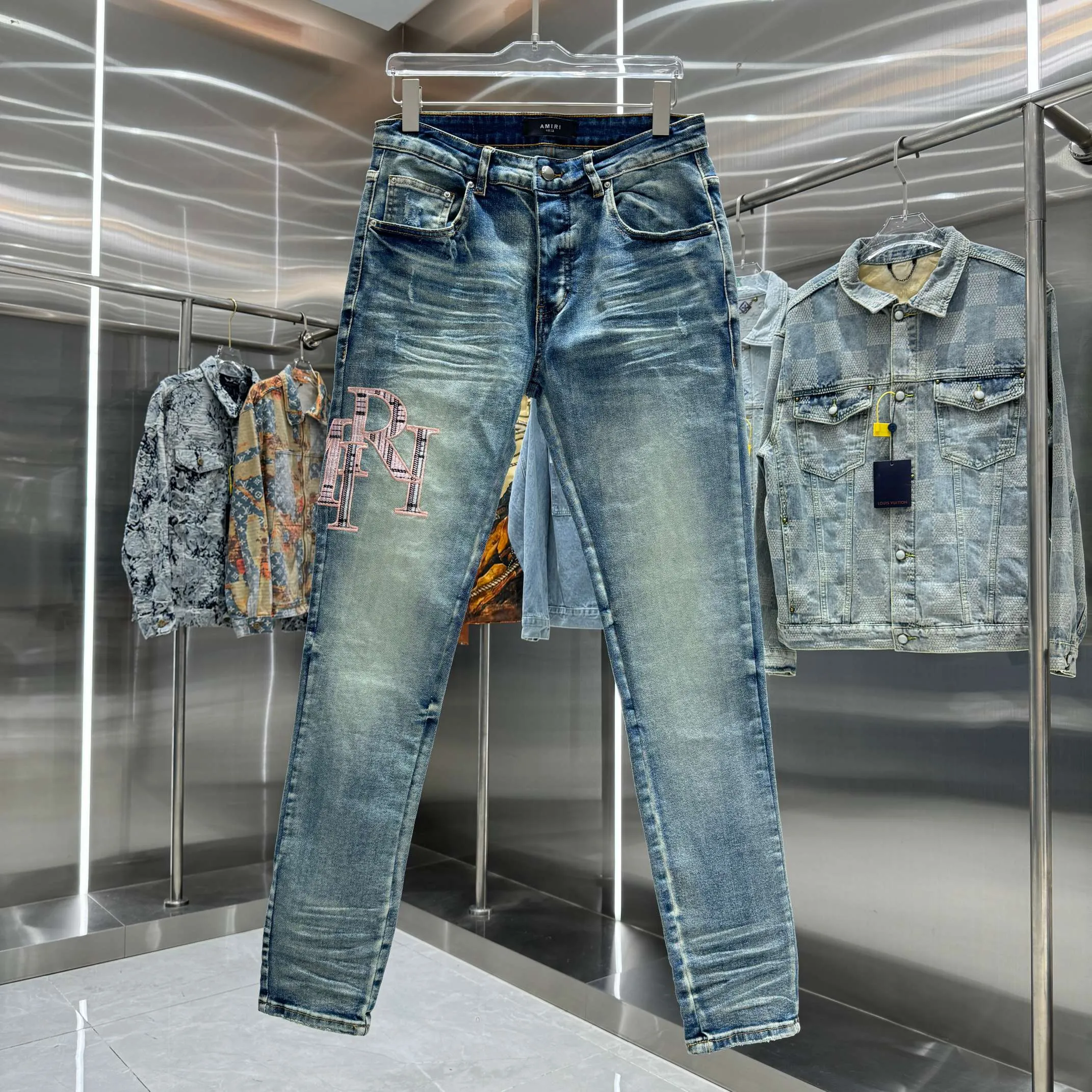 P290 Amiri letter embroidered street fashion slim fit stretch jeans Color Blue Size 30 32 34 36 38