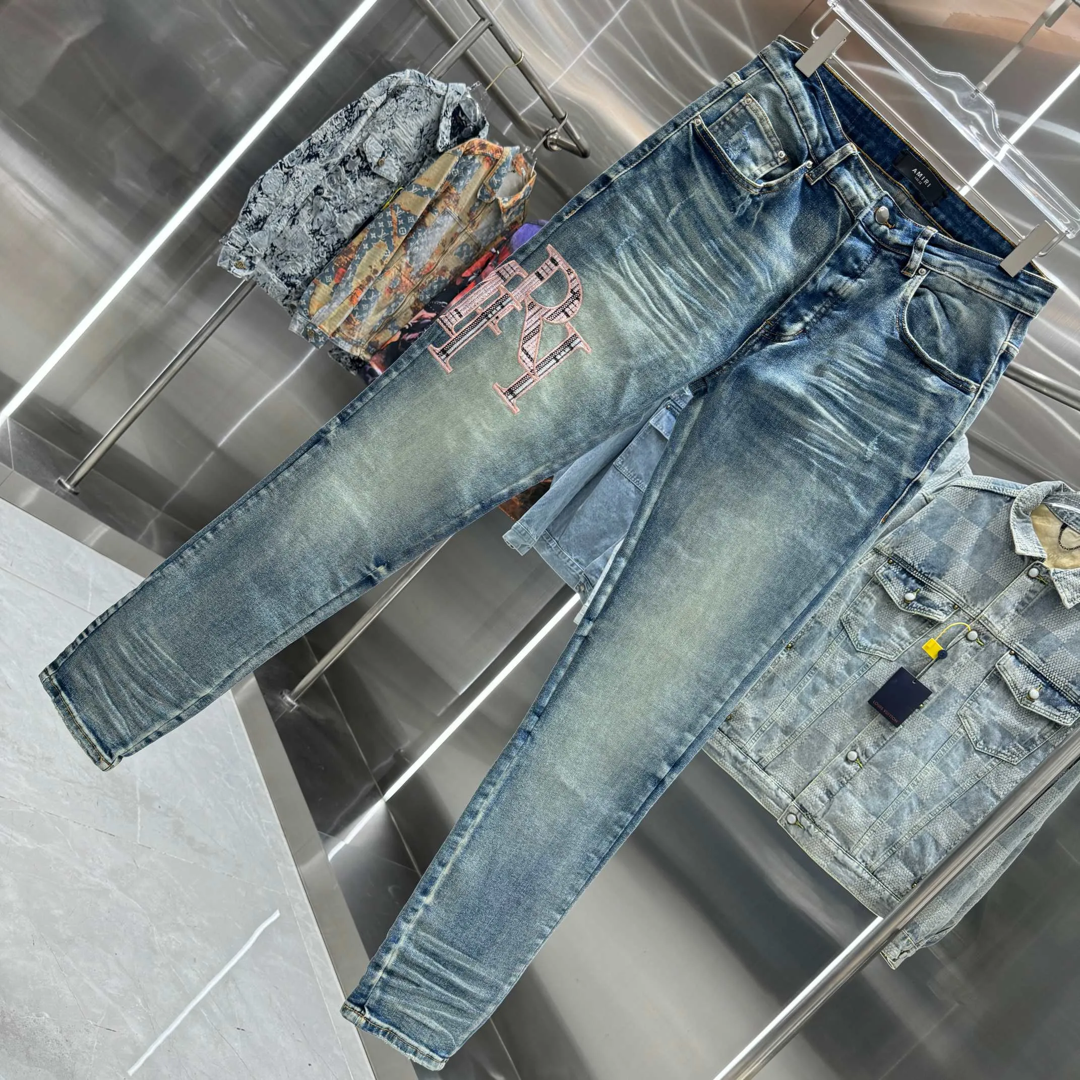 P290 Amiri letter embroidered street fashion slim fit stretch jeans Color Blue Size 30 32 34 36 38