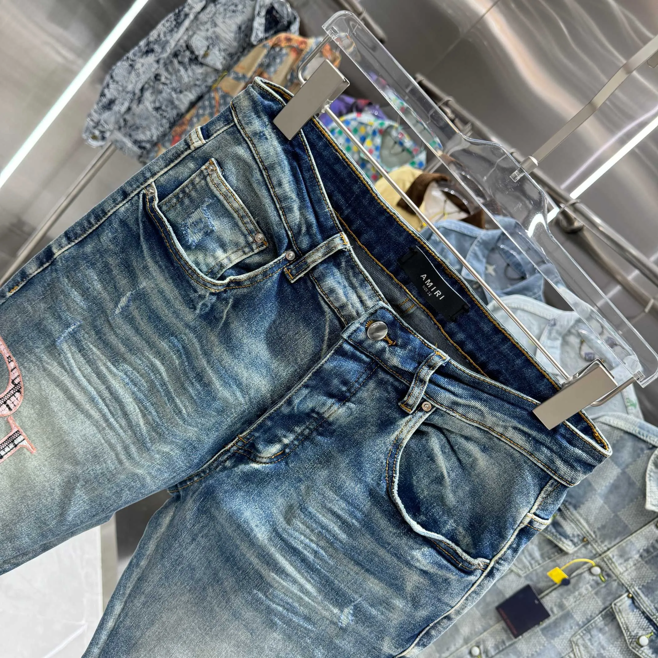 P290 Amiri letter embroidered street fashion slim fit stretch jeans Color Blue Size 30 32 34 36 38