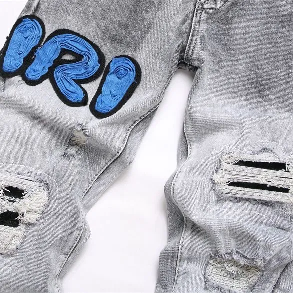 P196 Top replica AMIRI denim shorts AMIRI high street basic ripped tight stretch jeans trousers Amiriamiri is transliterated as Emil, which is the name of the founder. Mike Amiri, the founder of amiri, grew up in Los Angeles, USA. He was influenced by the local street culture Rock since he was a child, so he founded the amiri brand named after himself. A variety of trendy clothing meets the needs of different fashion players. Amiri clothing has novel and unique styles and is a well-known street brand in the United States. Many of its styles and styles are loved by many street photographers. Various clothing styles meet the needs of different people, show their unique temperament, and show the trend of dressing. amiri's jeans are relatively famous. Not only do they have many styles, but the quality of the jeans is also very good. Many celebrities have also worn amiri brand jeans. Fashionability.  Color; picture color Size: m l xl xxl