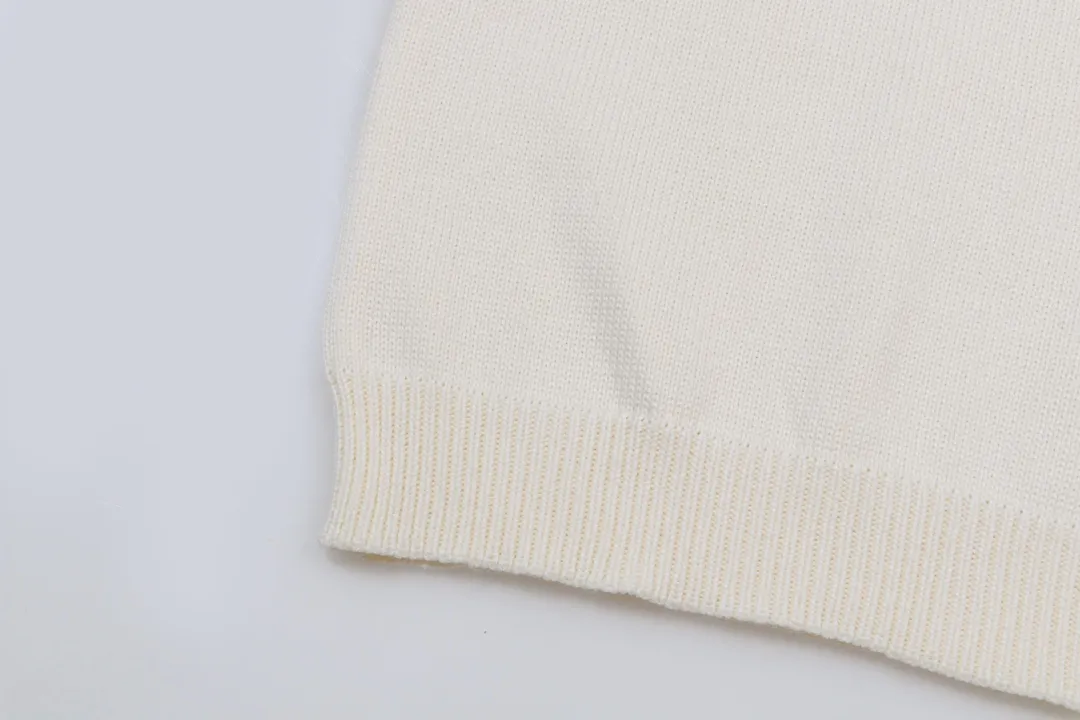 P280 AMIRI 2024 new sweater, logo embroidery on the chest 1:1 Color: Pearl White, Black Size: S M L XL XXL