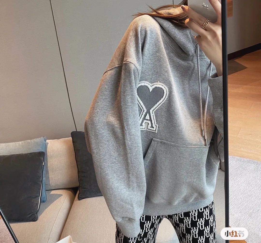 CY610#ami Alexandre Mattiussi21SS embroidered red heart solid color big heart hooded peach heart sweatshirt, same style for men and women, 10S thickened cotton sweatshirt 380G terry fabric, color: black, white, gray, red, green, pink. Size: S-XL