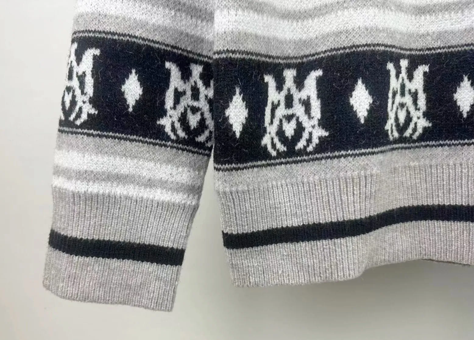 P250 🎉AMIRI new seahorse wool sweater, personalized logo embroidery on the collar, 🈵 exclusive logo jacquard, color: green black digital: S M L XL XXL