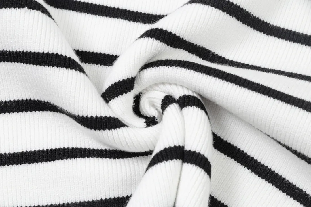8182# Ami Paris 2024 autumn and winter new designer ami letter embroidered striped knitted wool round neck pullover sweater for men and women. Color: White Size S-XL