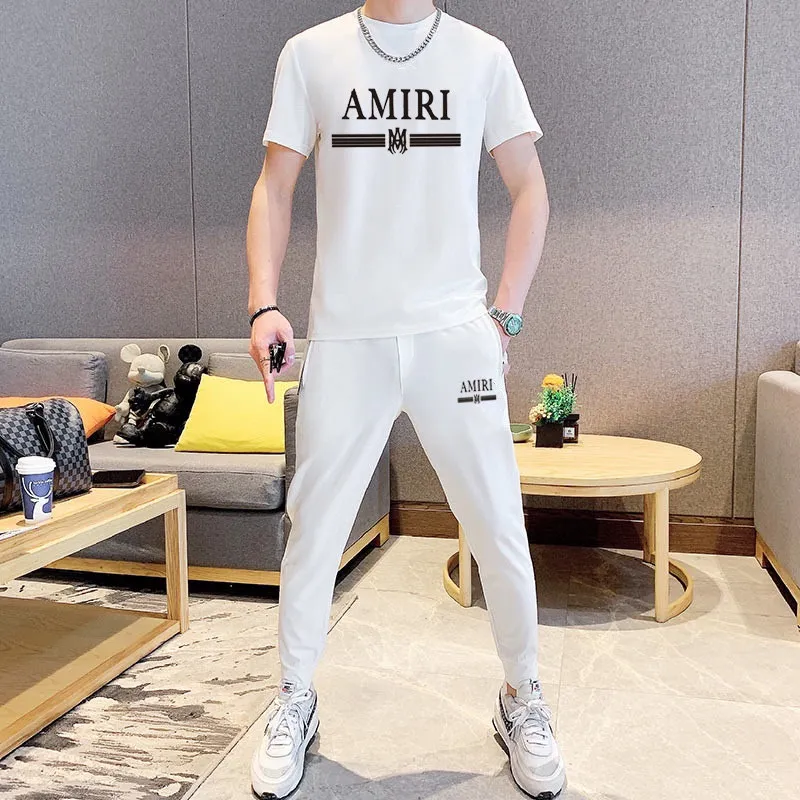 P320 [AMIRI] (Fat Man Gospel) The same style as the 2025 official website. World-renowned luxury brand. Summer men's (double mercerized) high-quality 🐂 suit. It is made of imported original fabrics. It is fashionable and trendy in the season. It is versatile and popular. Simple and elegant, precise workmanship allows you to be at the top of fashion. Size: M-5XL (can be worn up to 220 pounds)