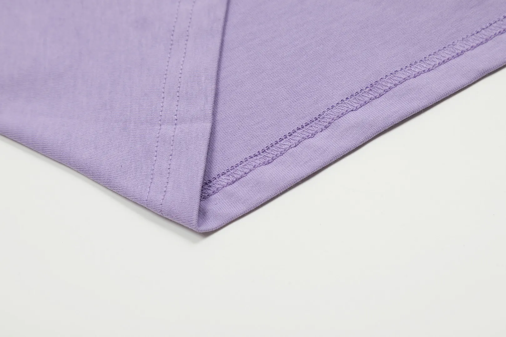 Ami Amy 2024ss autumn classic small embroidered love short sleeves ✅240G Xinjiang long-staple cotton top double yarn, shrinkage rate controlled at 2%, export-grade solid color quality, truly not easy to deform, shrink, and not fade ✅Maximum size can be worn 230 pounds, no pressure to export to Europe and the United States, size S-XL Color: 7 colors, white, black, gray, sky blue, navy, sapphire blue, dark green, coffee, brown, apricot Egg yolk, wine red, meat powder, taro purple